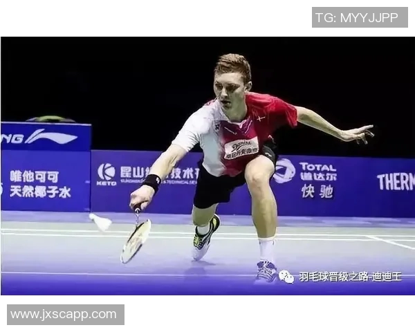 杭州羽毛球队边路渗透打法深度解析与战术应用探讨 杭州羽毛球队边路渗透打法深度解析与战术应用探讨