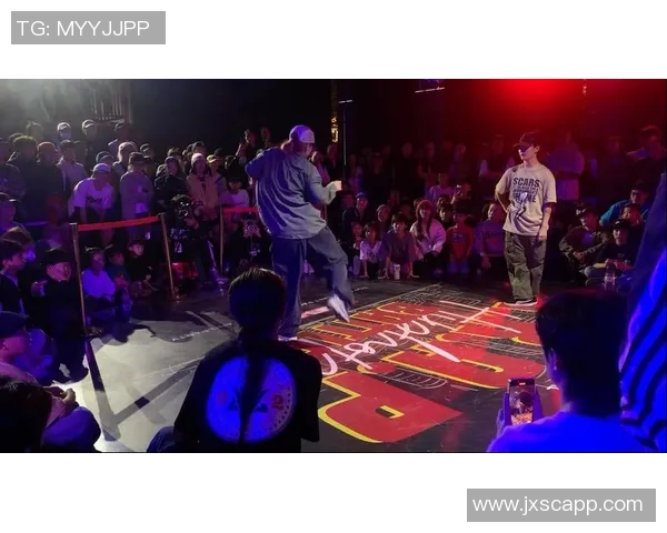 成都街舞队与武汉街舞队赛后复盘团队协作的精彩瞬间与经验分享 成都街舞队与武汉街舞队赛后复盘团队协作的精彩瞬间与经验分享